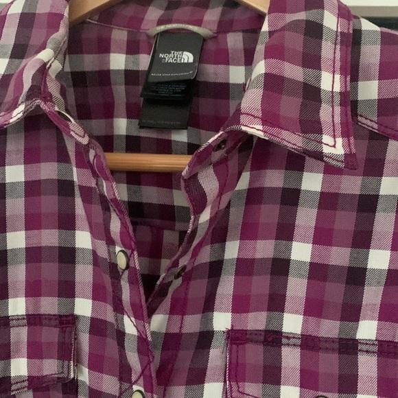 The North Face Flannel Womans Medium - Picture 2 of 4
